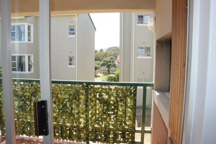2 Bedroom Property for Sale in Greenways Golf Estate Western Cape